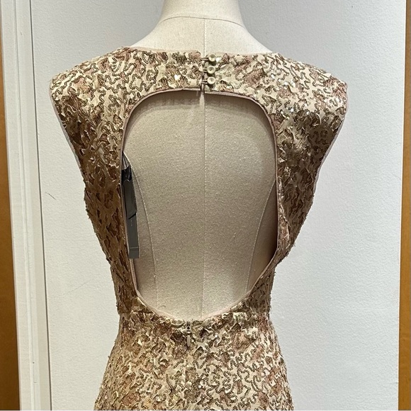 ✨BCBGMAXAZRIA Gold Sequin Mini Dress NWT – Size 0✨ - Picture 7 of 11